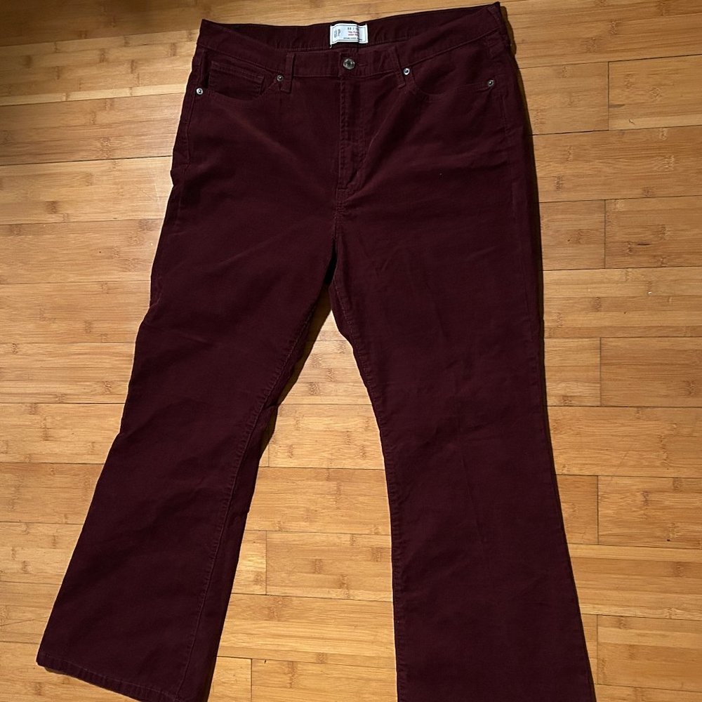 Gap 70's Flare High Rise Wine Corduroy Jeans Size 33 16